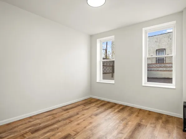 408 Rogers Avenue image 6 of 7