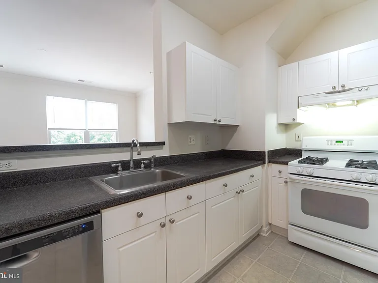 11391 Aristotle Dr #11-214 — Photo 11