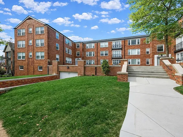 7519 Oxford Dr APT 3C, Saint Louis, MO 63105