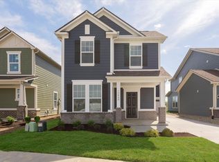 15929 Tharp Woods Dr, Fishers, IN 46037