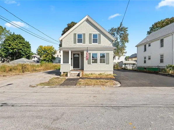 127 Owen Ave, Pawtucket, RI 02860