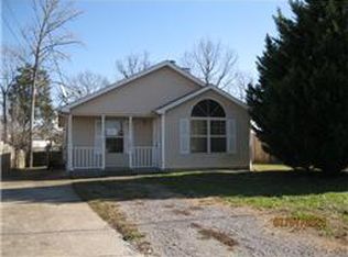 458 Cedar Park Cir, La Vergne, TN 37086