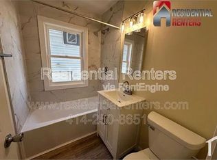 4048 N 7th St, Milwaukee, WI 53209