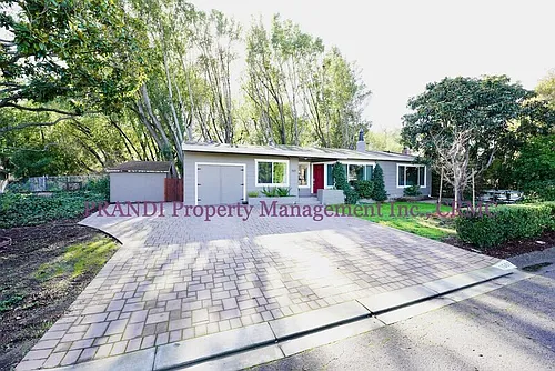 1501 Park Ct Photo 1