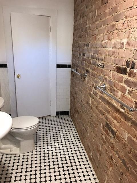 2nd image of 16 Royce Rd APT 11