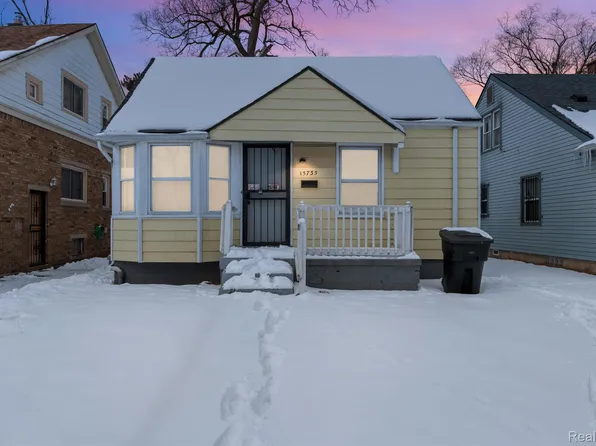 15735 Cheyenne St, Detroit, MI 48227
