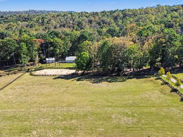 3255 Eastern Valley Rd, Leeds, AL 35094