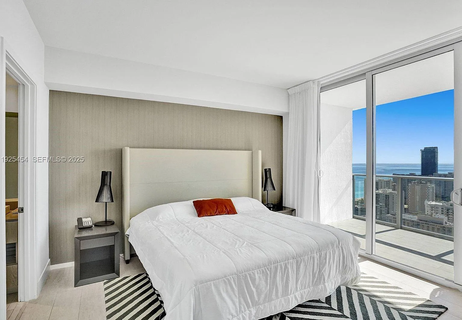 4010 South Ocean Condo — Photo 4
