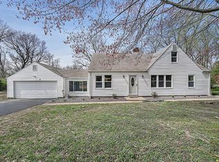 9741 Ventura Dr, Saint Louis, MO 63136