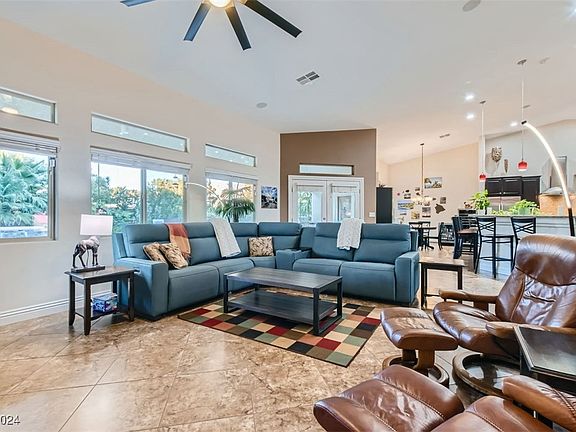 5th image of 8420 Lake Tahoe View Ct