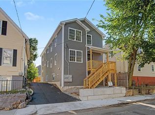 171 Ocean St #1, Providence, RI 02905