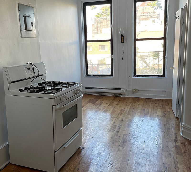 1st image of 1277 Nostrand Ave APT 1L