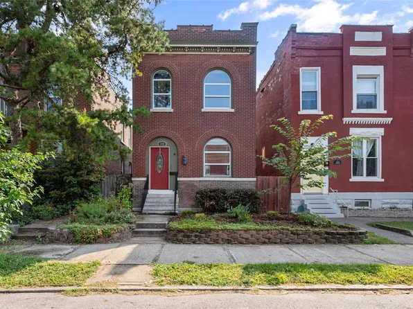 2930 S Compton Ave, Saint Louis, MO 63118