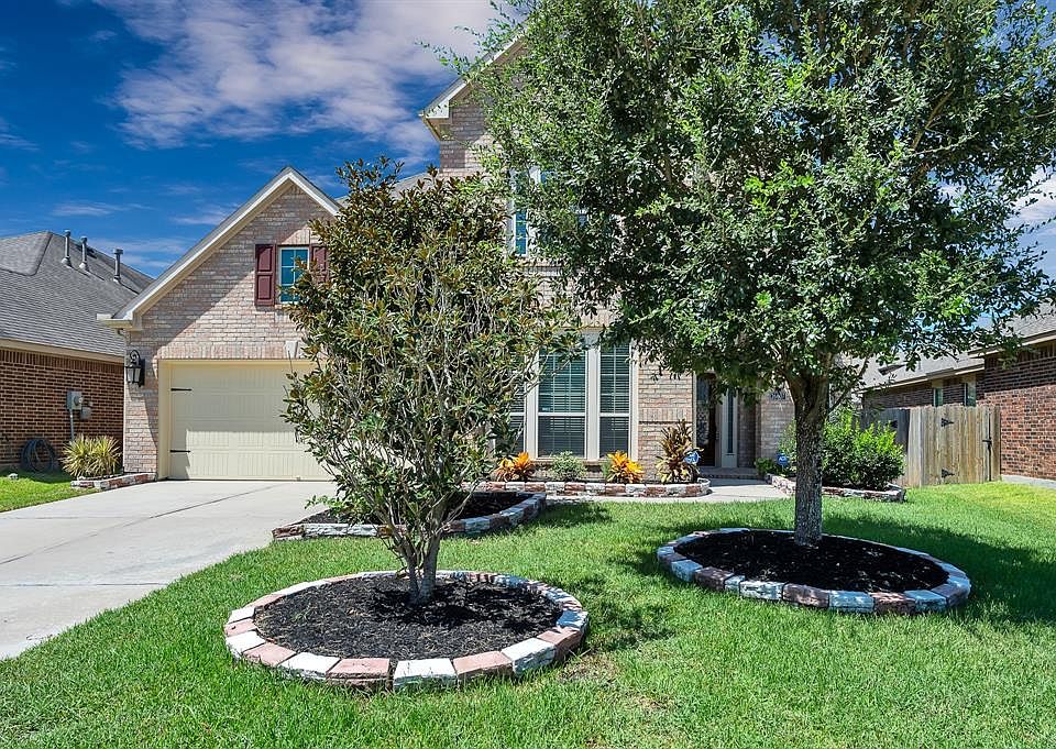 1st image of 26607 Linden Mill Ct