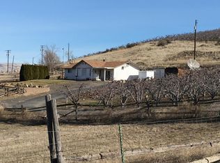 221 Konnowac Pass Rd, Moxee, WA 98936