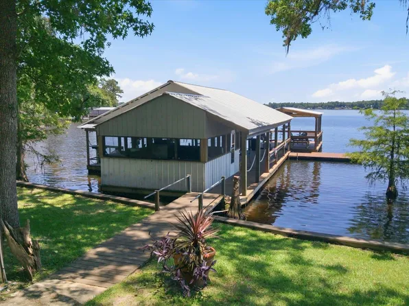 3015 Cooks Landing Rd, Quincy, FL 32351