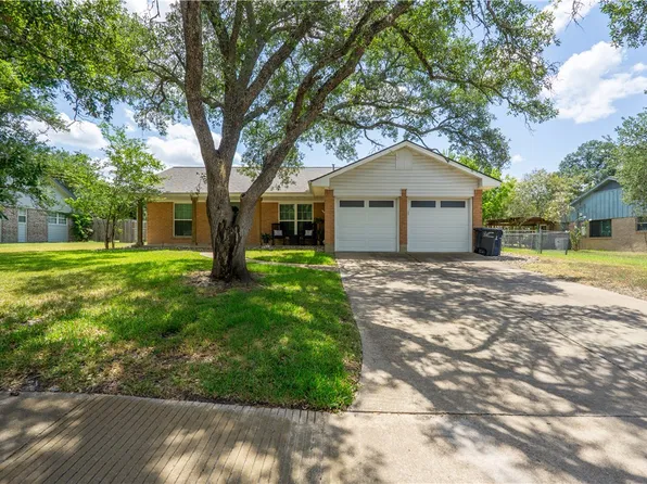 1400 Glade St, College Station, TX 77840