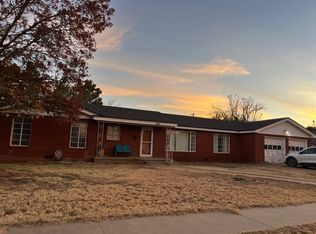 407 N 17th St, Lamesa, TX 79331