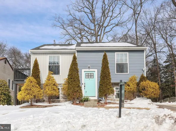 7707 Lake Cir, Pasadena, MD 21122