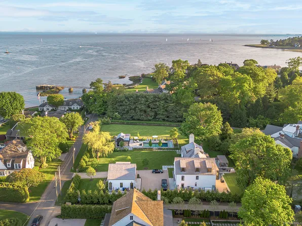 260 Willow Street, Fairfield, CT 06890