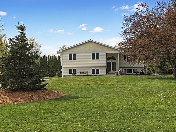 5th image of 24410 Wood Dr