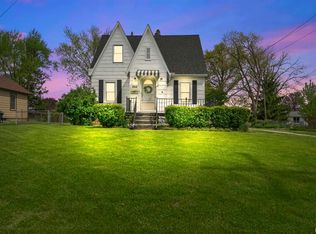 202 W Robinson St, Goodfield, IL 61742