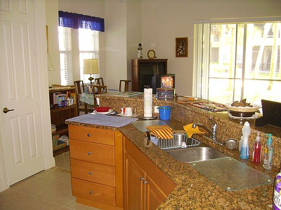 Kitchen sink - bar