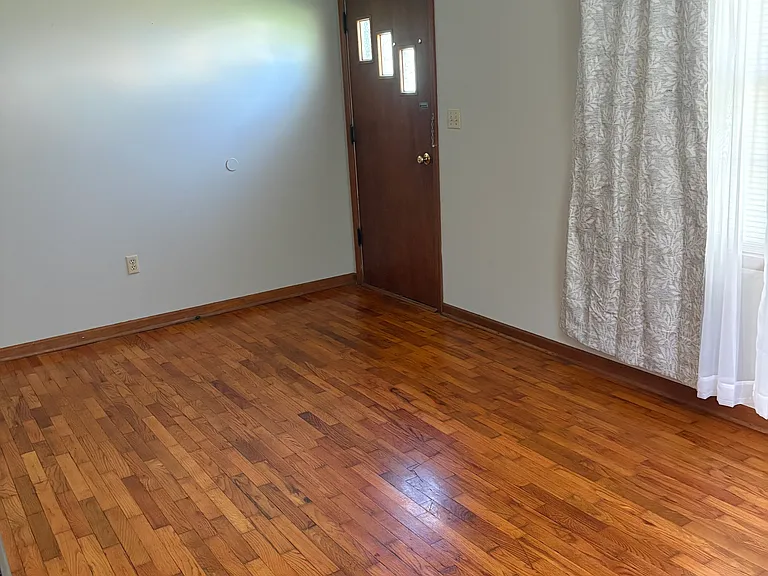 624 Church St — Photo 9