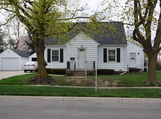 404 S Main St, Davison, MI 48423
