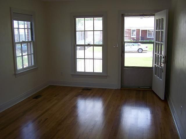2nd image of 2439 NW 33rd St
