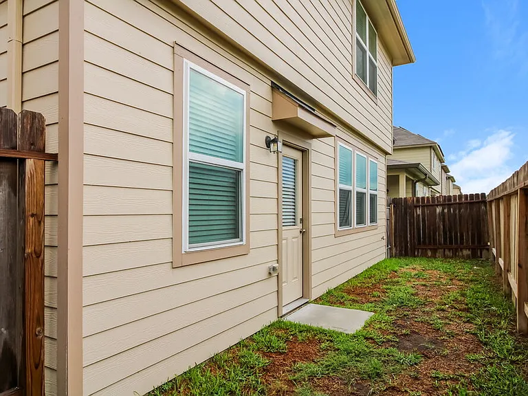 18739 Cooper Ravine Way — Photo 17