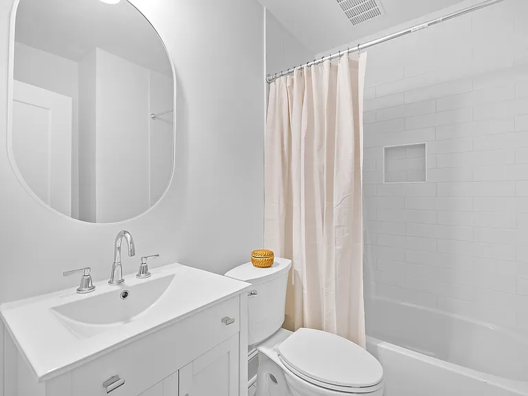 625 E Polo Rd — Photo 17
