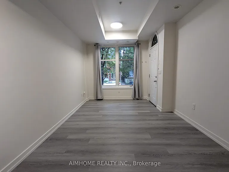140 Broadview Ave #40 — Photo 2