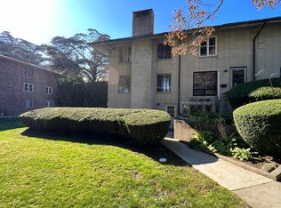 4600 Post Rd #7, East Greenwich, RI 02818