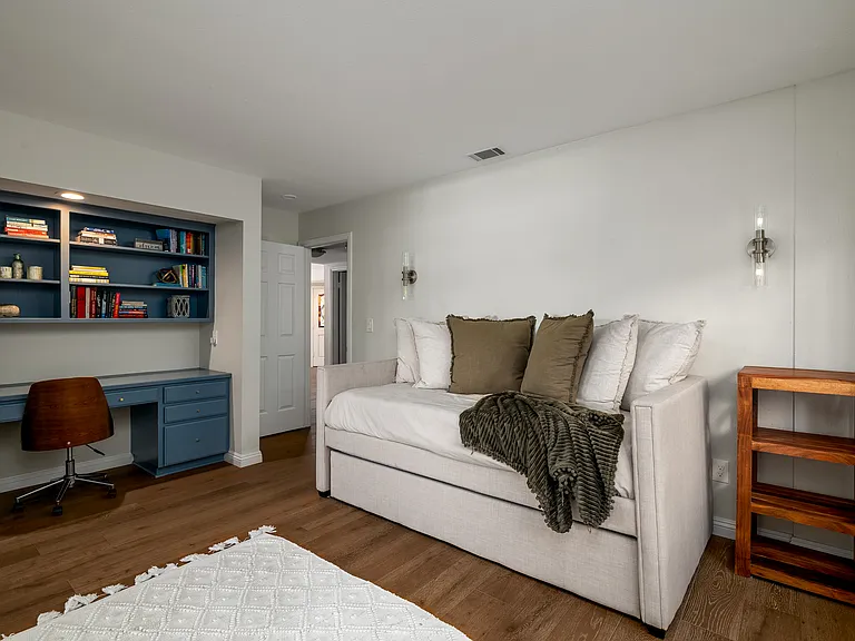 30092 Clearwater Dr — Photo 15