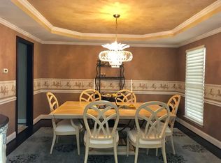 5249 Whispering Woods Dr, West Chester, OH