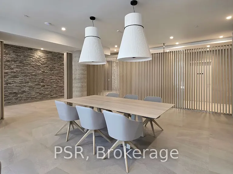 240 Markland Dr #410 — Photo 21