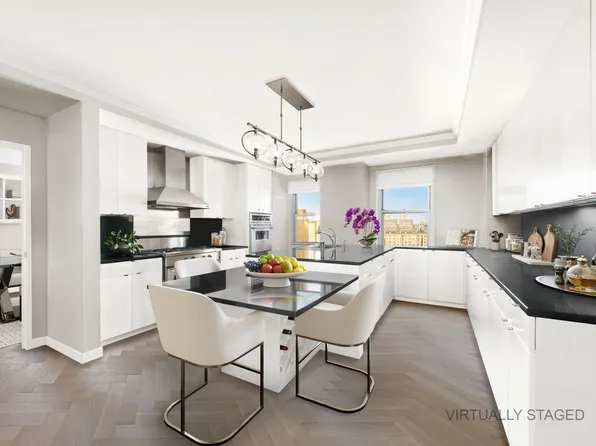 150 East 69th Street image 4 of 14