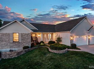 1290 Summer Lynne Dr, O'Fallon, MO 63366