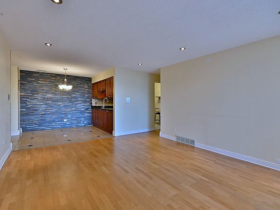 5th image of 10512 S Ridge Cove Dr #31C
