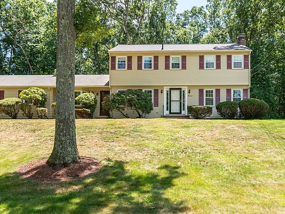 5th image of 19 Chestnut Dr