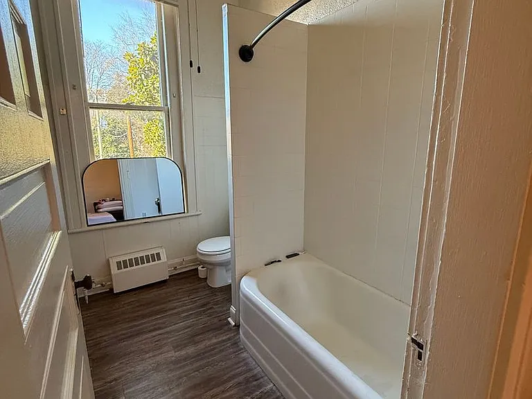1415 Laurel Ave #27 — Photo 4