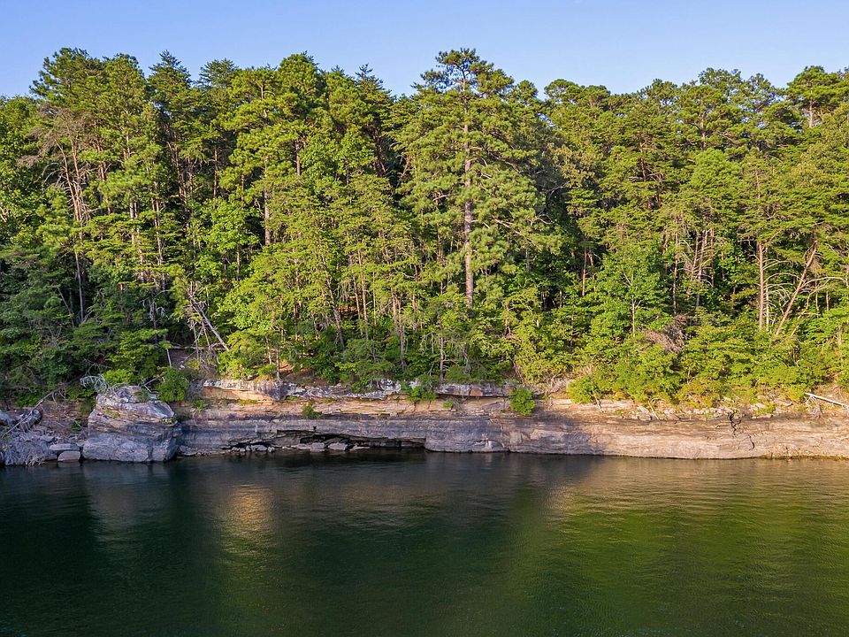 1st image of LOT 2 Pointe Sixteen