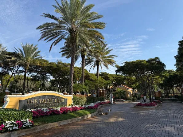123 Yacht Club Way APT 111, Hypoluxo, FL 33462