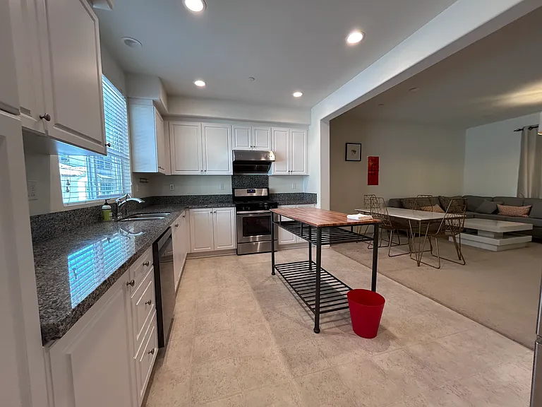 145 Eureka Pl — Photo 8