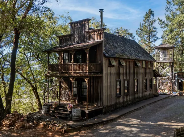 24600 String Creek Road, Willits, CA 95490