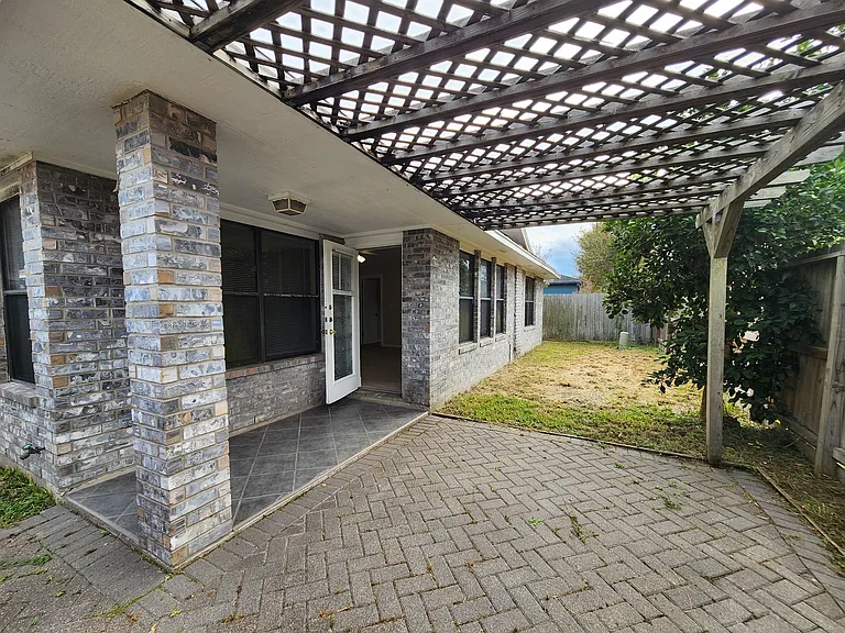 7933 Wolverine Dr — Photo 13