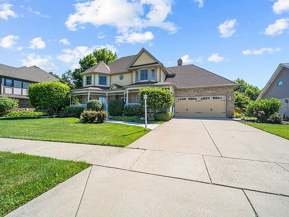 3rd image of 1233 Eagle Crest Dr