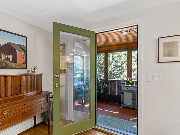 2nd image of 18 Miller Hill Road UNIT 9
