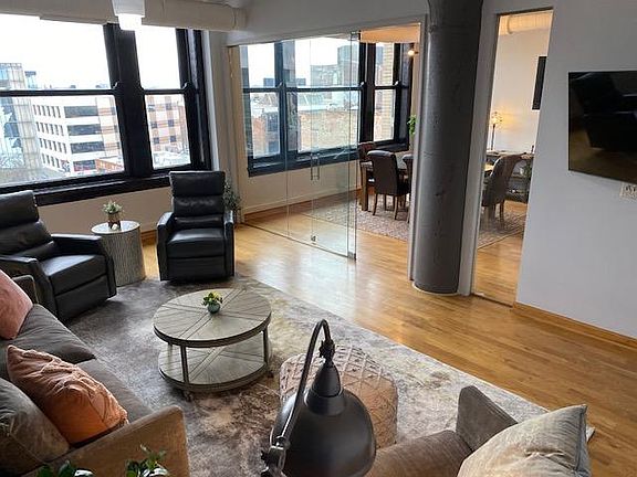 4th image of 2077 E 4th St APT 6E